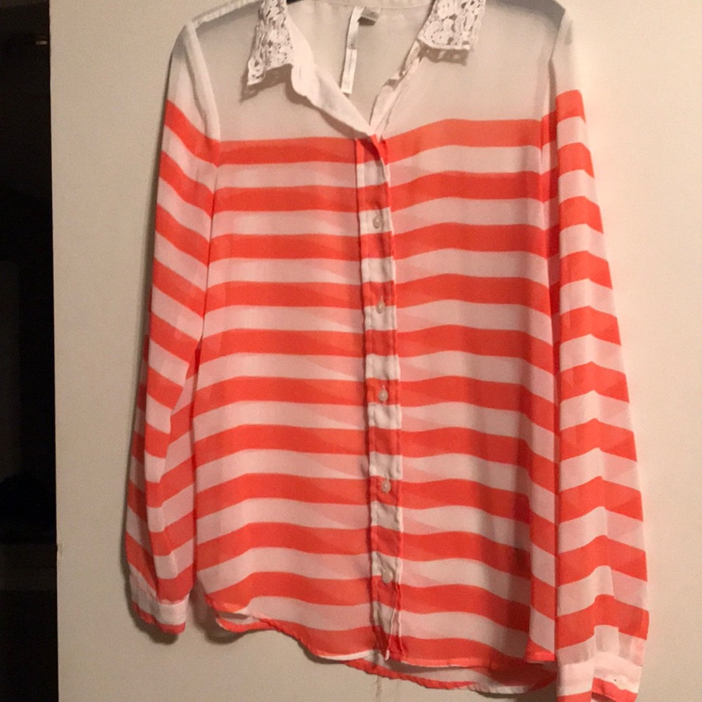 Pretty button up blouse